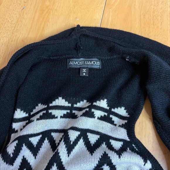 Almost Famous Women's Sz Small Black White Cardigan Tunic - Picture 7 of 7